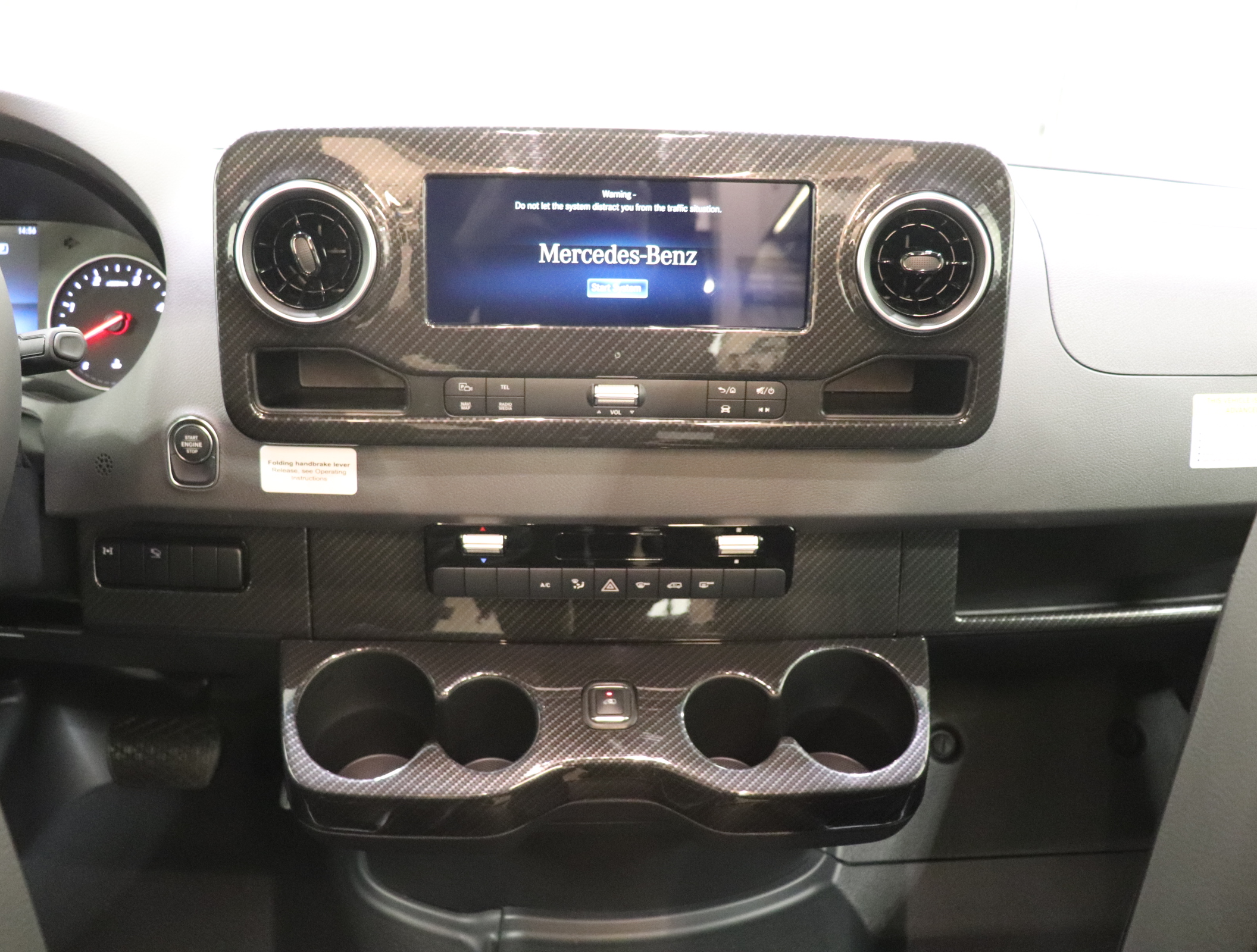 The Mercedes-Benz MBUX System - Lichtsinn RV Blog